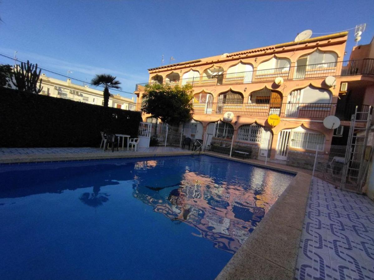 Appartement Edificio Alameda à Torrevieja Extérieur photo