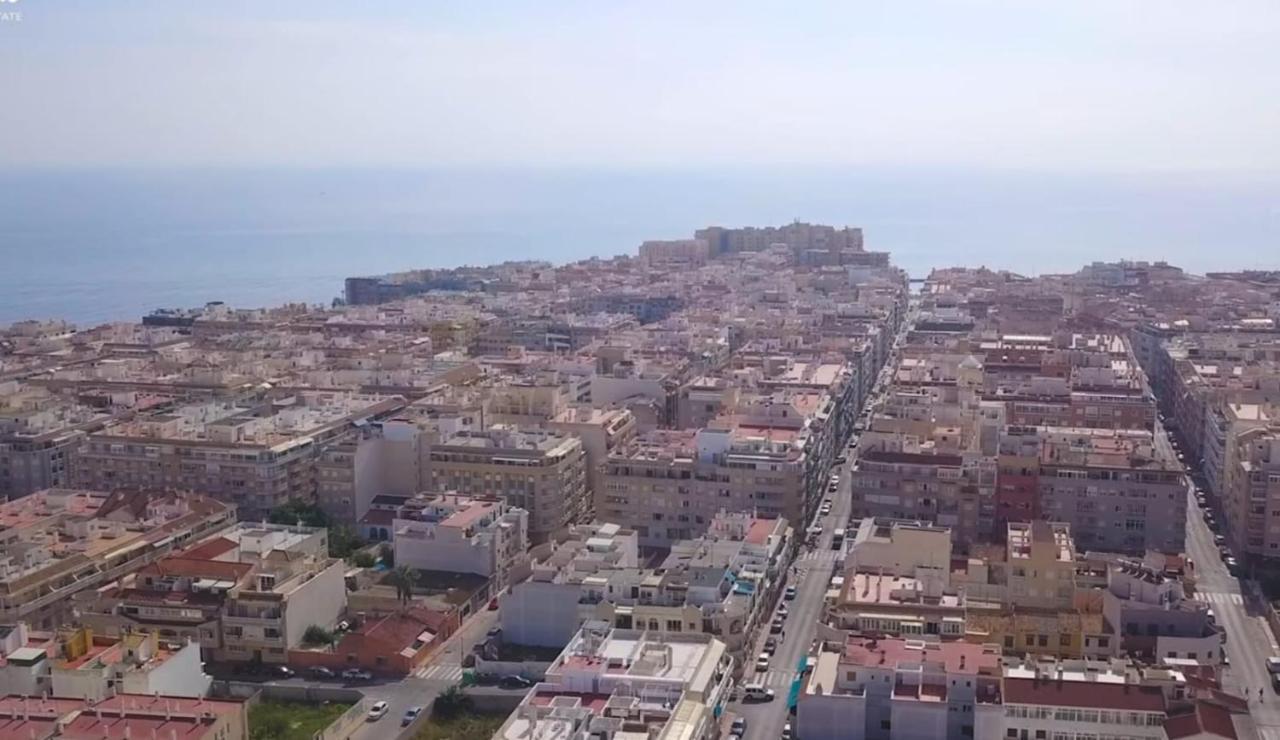 Appartement Edificio Alameda à Torrevieja Extérieur photo